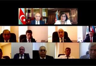 Состоялась встреча представленных  в парламенте политических партий Азербайджана (ФОТО)