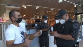 Sumqayıtda supermarketlər və apteklərdə maska taxmayanlara qarşı reydlər keçirildi (FOTO/VİDEO)