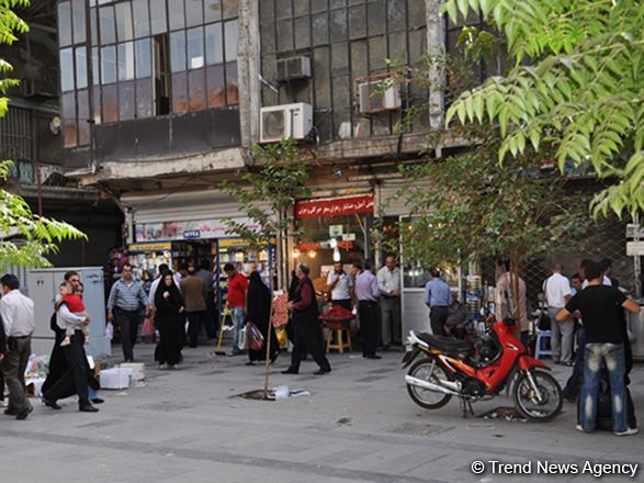 İranın Tehran vilayətində fəaliyyətlər dayandırıldı