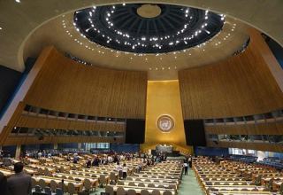 Генассамблея ООН призвала к немедленному прекращению огня в Украине