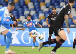 "Милан" и "Наполи" сыграли вничью в матче чемпионата Италии