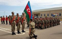 Представители культуры Азербайджана записываются для прохождения военной службы на добровольной основе (ФОТО)
