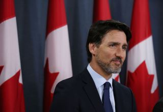 Canadian prime minister visits Ukrainian Irpin