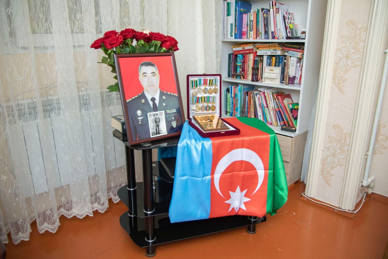 Первый вице-президент Мехрибан Алиева дала поручения Фонду Гейдара Алиева в связи с 12 погибшими военнослужащими (ФОТО)