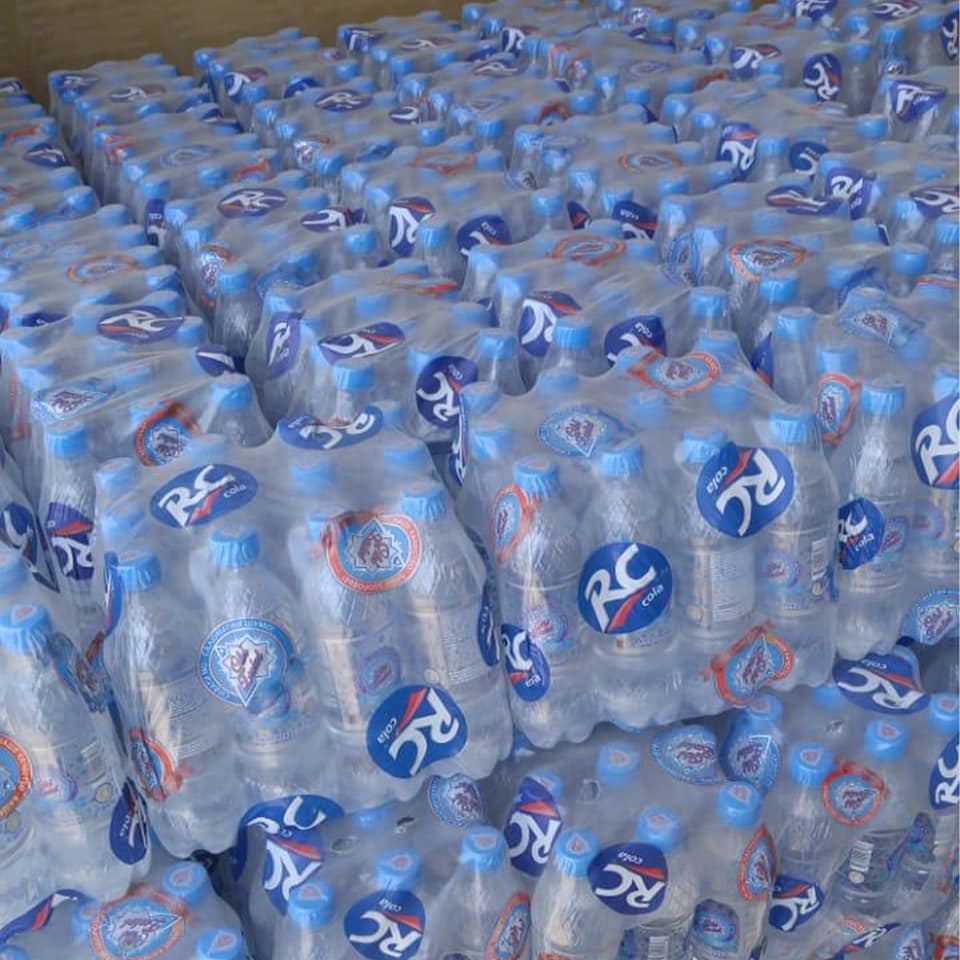 Агентство пищевой безопасности Азербайджана изъяло из продажи свыше 25 тыс бутылок просроченной воды (ФОТО)