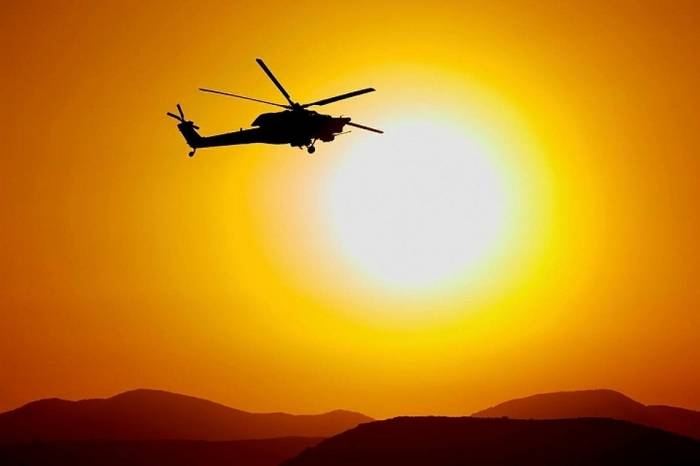 Шесть человек получили ранения в результате падения военного вертолета в Колумбии