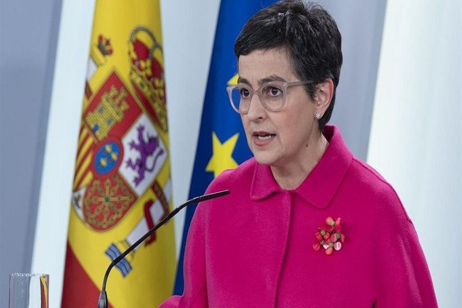 Spain pushing for UK to exclude Canary and Balearic islands from quarantine, minister says