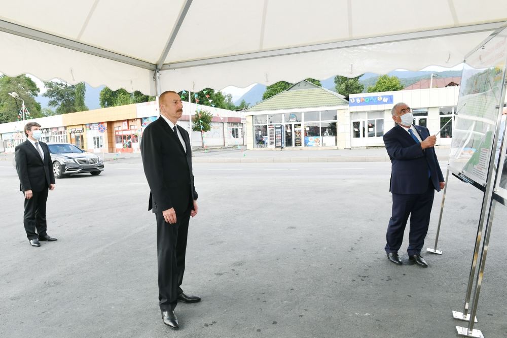 Президент Ильхам Алиев принял участие в открытии автомобильной дороги Эмирван-Вандам (ФОТО) - Gallery Image