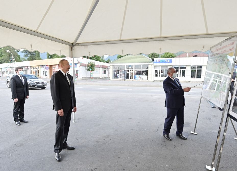 Президент Ильхам Алиев принял участие в открытии автомобильной дороги Эмирван-Вандам (ФОТО) - Gallery Image