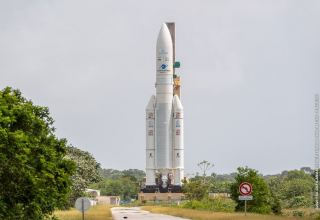 "Ariane-5" raketi orbitə iki rabitə peyki çıxarıb