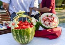 День арбуза в Азербайджане – ягода в 119 кг, соревнование по разбиванию арбузов головой (ВИДЕО, ФОТО)