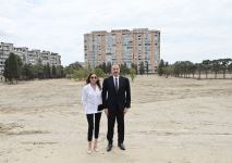 Azerbaijani president, first VP view works to be done in new forest type park in Yasamal district (PHOTO)