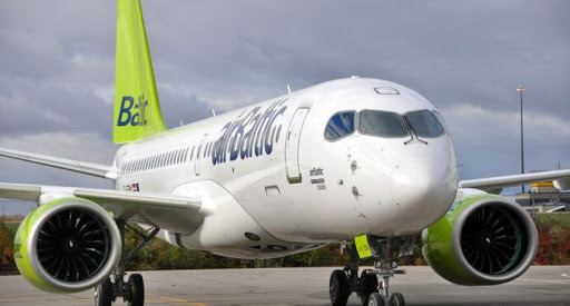 Глава AirBaltic раскритиковал лоукостеры за продажу билетов по сверхнизким ценам