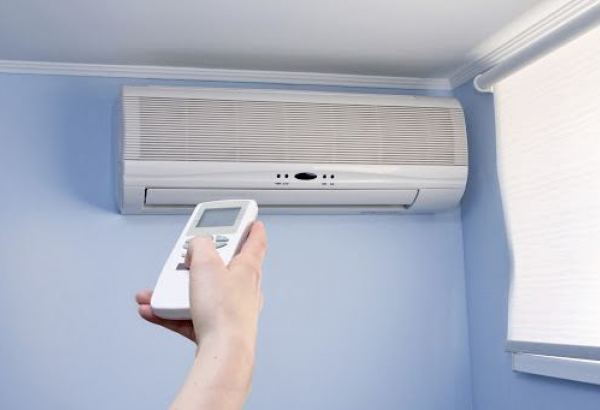 Italians banned from overusing air con in a bid to save energy