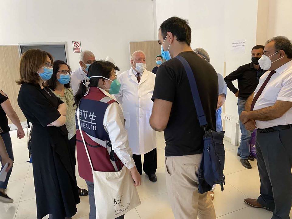 Çindən gələn tibb ekspertləri Respublika Klinik Xəstəxanasında olub (FOTO)