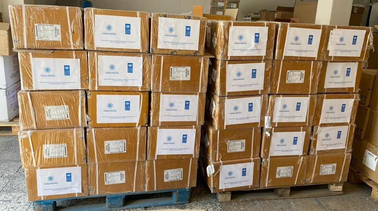 По линии ООН в Азербайджан доставлено свыше 5000 упаковок лекарств (ФОТО)