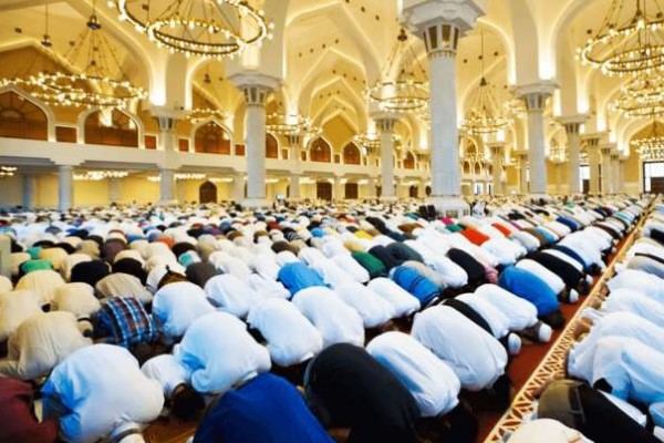 Collective Ramadan prayers cancelled amid virus scare in Turkey
