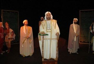 "Шейх Санан" Гусейна Джавида поставят на театральной сцене Узбекистана