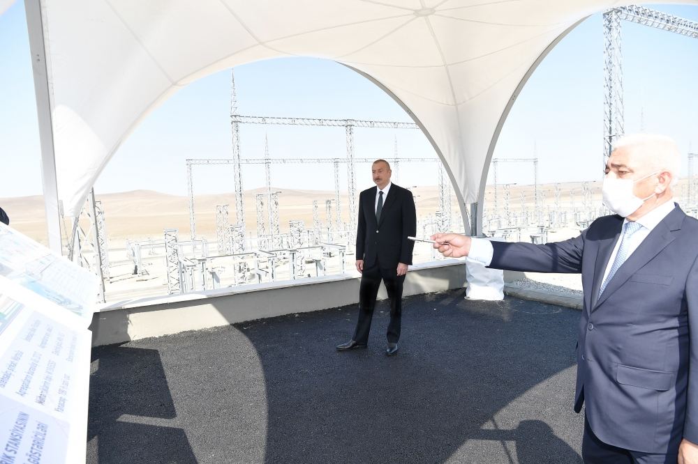 Prezident İlham Əliyev “Qobu” elektrik yarımstansiyasının tikintisi ilə tanış olub (FOTO) (YENİLƏNİB 2)