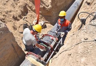 Строительство магистрального водопровода в Нефтчале наполовину завершено (ФОТО)