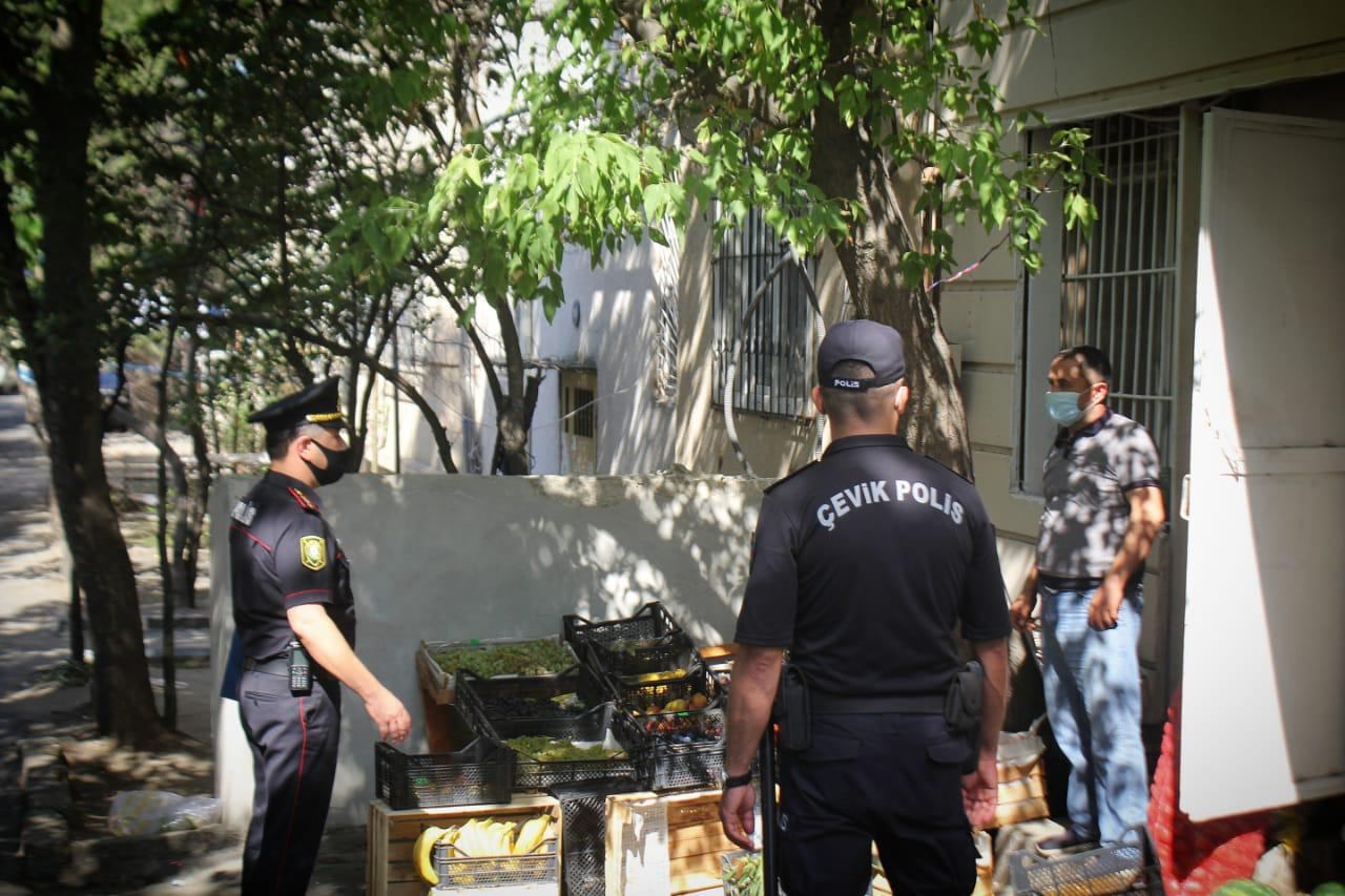 Polis Bakıda obyektlərə nəzarəti gücləndirib (FOTO)