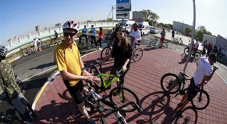 В Бишкеке прошел первый в этом году «Велопробег здоровья»