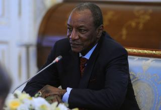Qvineya prezidenti qiyamçılar tərəfindən saxlanılıb