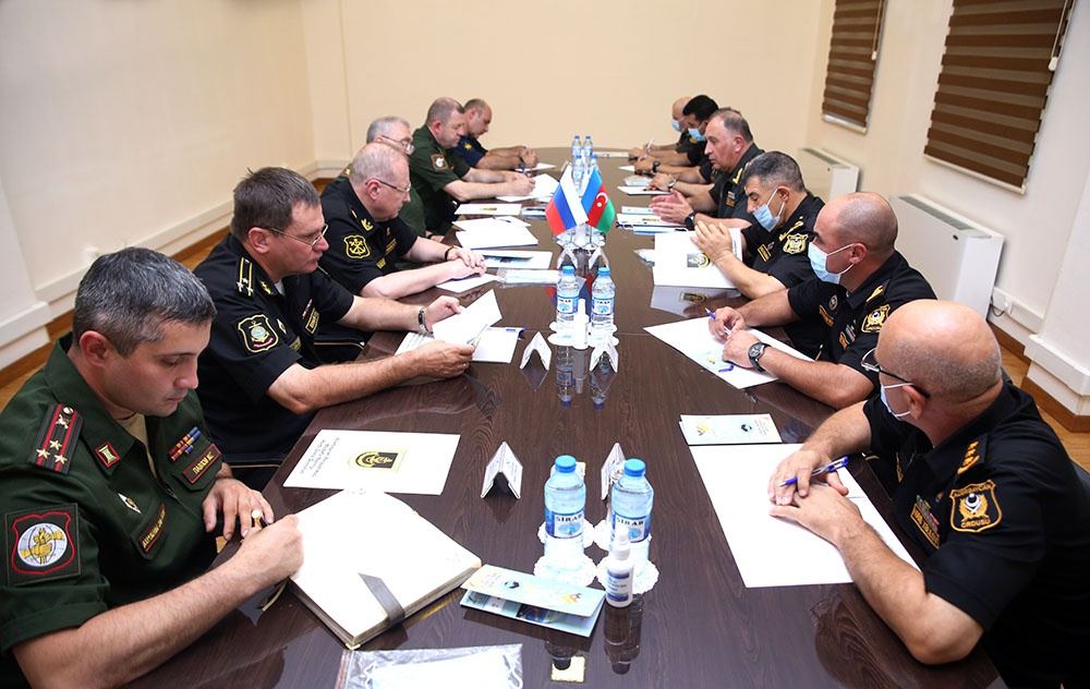 В Баку состоялась встреча заместителей министров обороны Азербайджана и России (ФОТО)