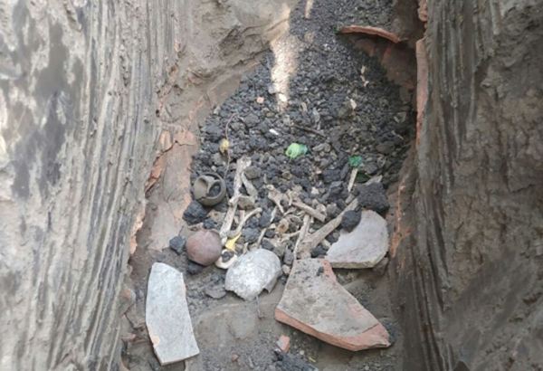 В Азербайджане обнаружены древние кувшинные погребения (ФОТО)