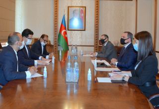 Azerbaijan's foreign minister receives new Iranian ambassador (PHOTO)