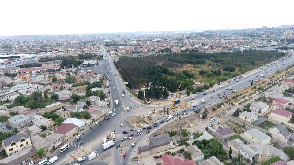 Multi-level road interchange being built in Azerbaijan to eliminate traffic jams (PHOTO)