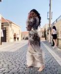 Телеведущая Фируза Джалилова, художник Али Шамси и мировые звезды призывают ходить босиком (ФОТО/ВИДЕО)