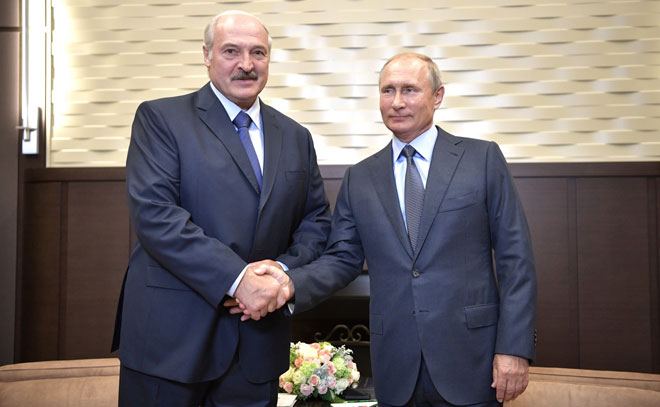 Путин и Лукашенко начали двустороннюю встречу на космодроме Восточный