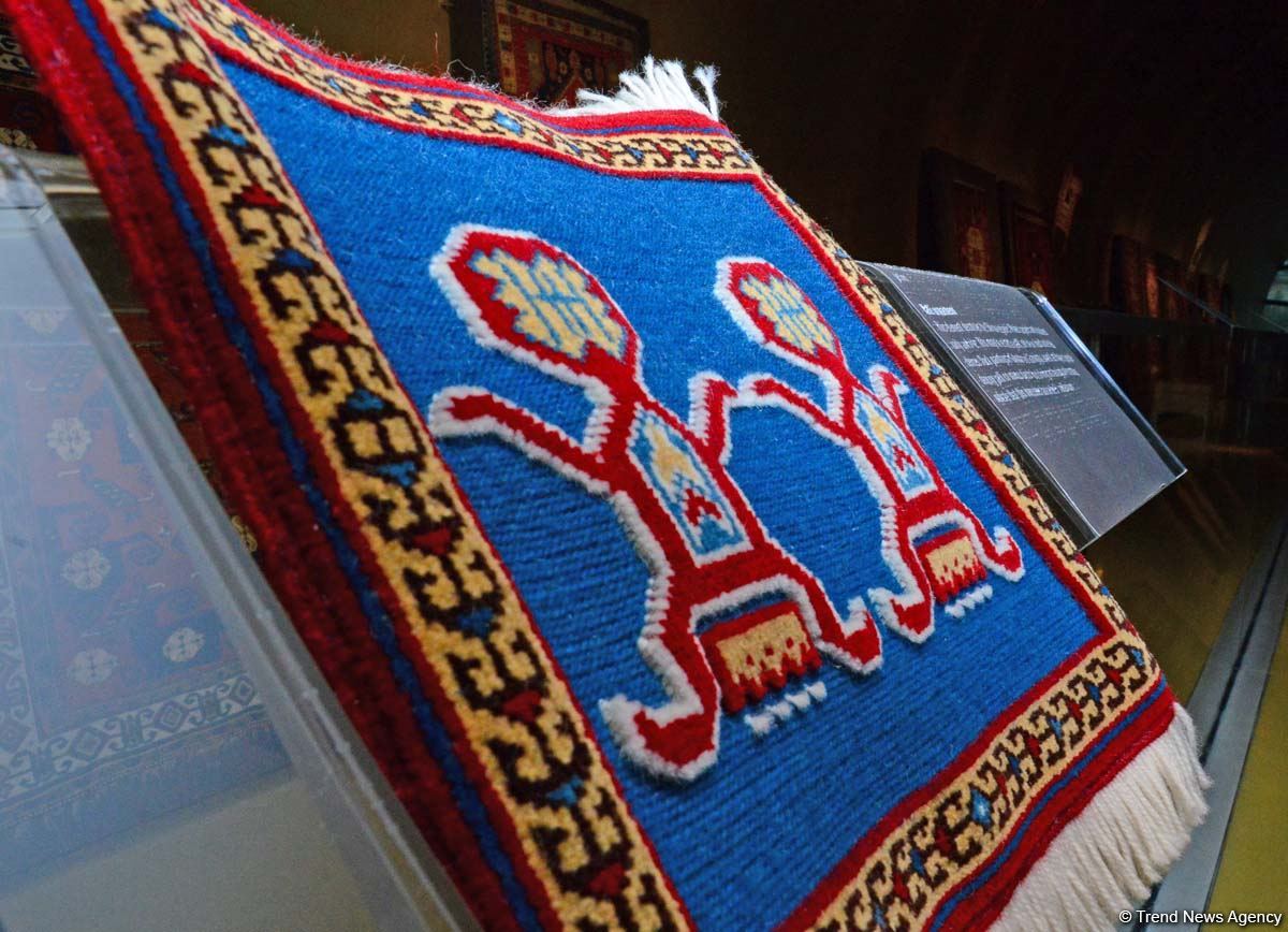 Загляни в красочный мир Азербайджана, где царят изысканные орнаменты и чарующие сюжеты  (ФОТО)