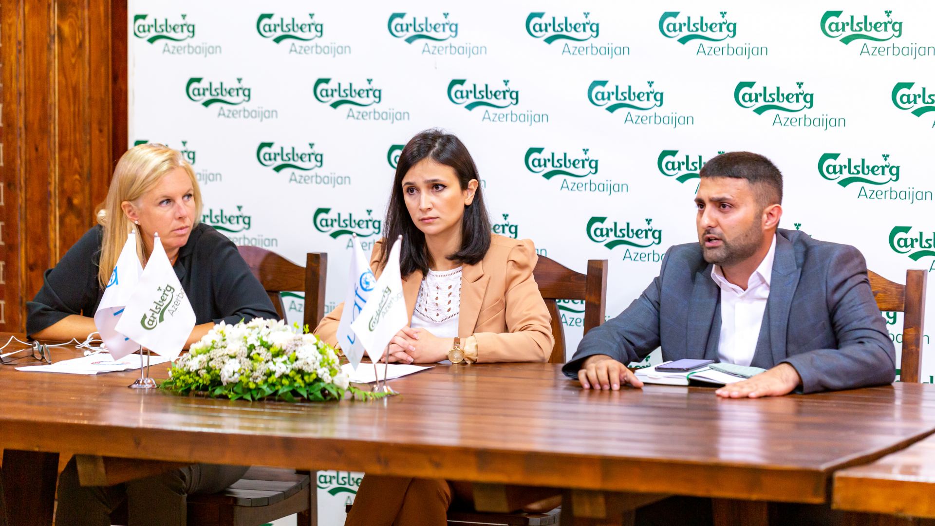Carlsberg Azerbaijan и UAFA провели социальное исследование для изучения влияния «токсичного трио» на молодежь (ФОТО)