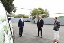 Президент Ильхам Алиев и Первая леди Мехрибан Алиева ознакомились с работами по благоустройству, проведенными в бакинском поселке Балаханы (ФОТО) (Версия 2)