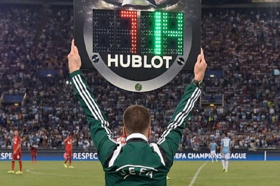 В Эстонии футболиста заменили через 13 секунд после начала матча