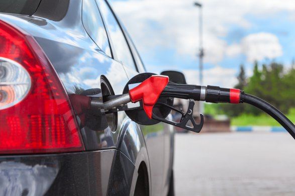 Британия намерена запретить продажу бензиновых и дизельных машин к 2030 году