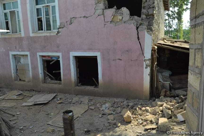 Армяне подвергли обстрелу населенные пункты Физулинского района (ФОТО)