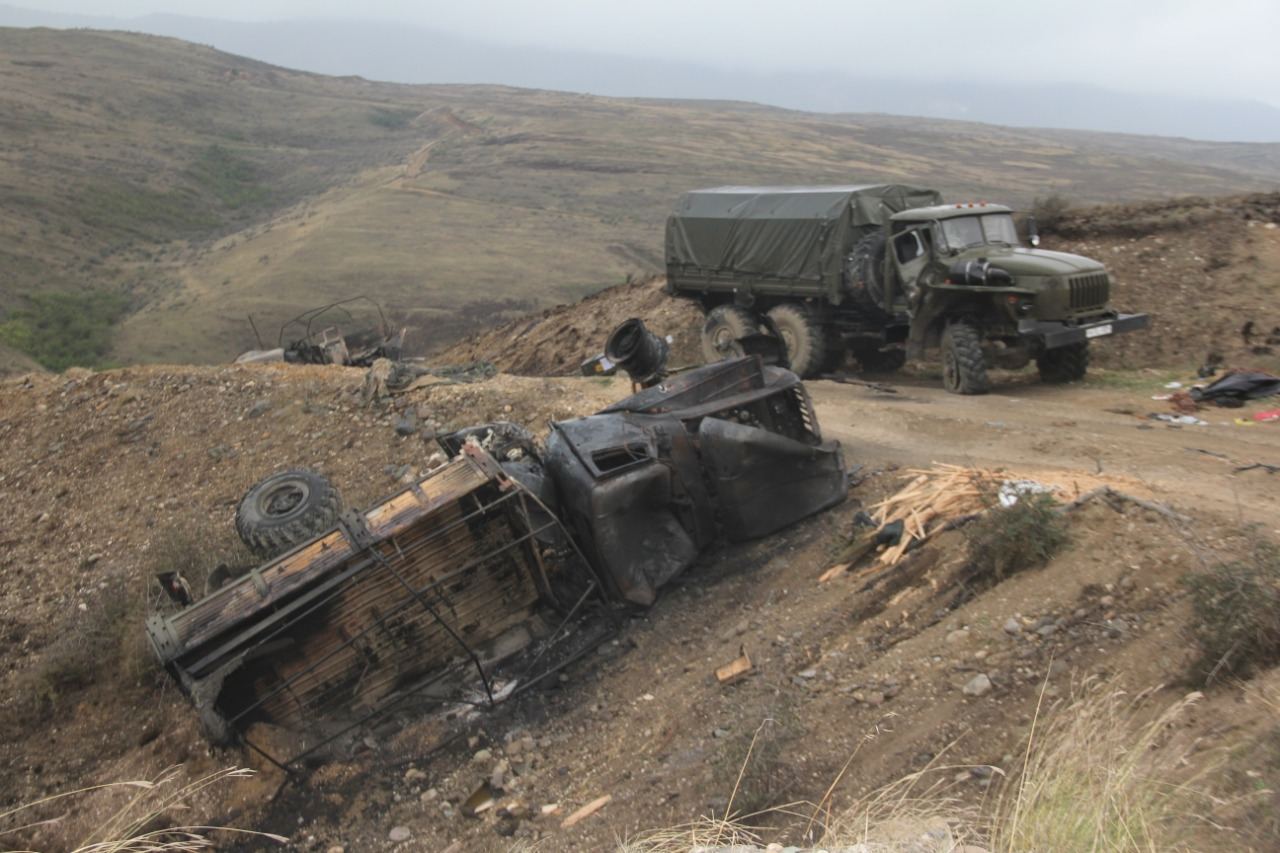 Вблизи Агдере заманена в засаду и уничтожена военная колонна ВС Армении