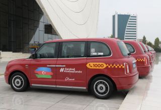 “Baku Taksi” avtomobillərini Azərbaycan bayrağı ilə bəzədi (FOTO)