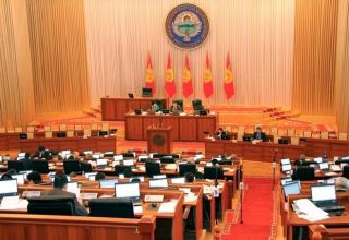 Qırğızıstan parlamentinin yeni sədri seçilib