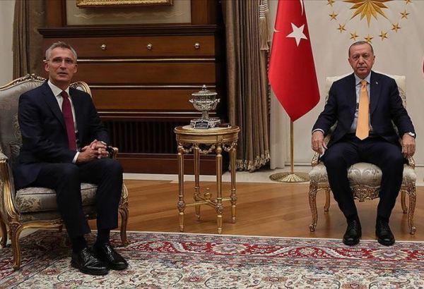 Эрдоган обсудил с генсеком НАТО ситуацию в Нагорном Карабахе