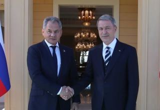 Russian, Turkish Defense Ministers discuss situation in Ukraine