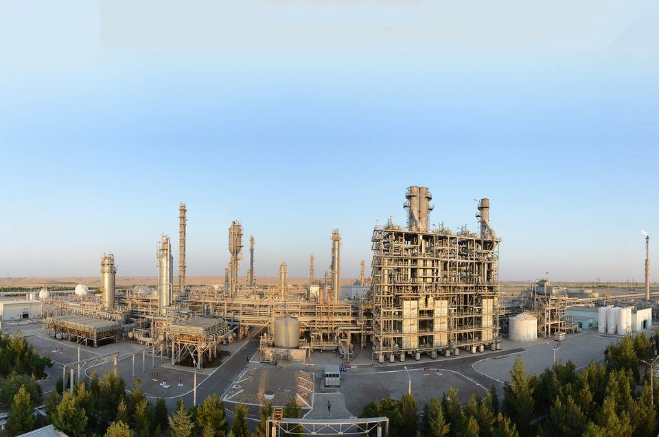 Отечественные предприятия поставят трубопроводы для газохимического комплекса в Узбекистане