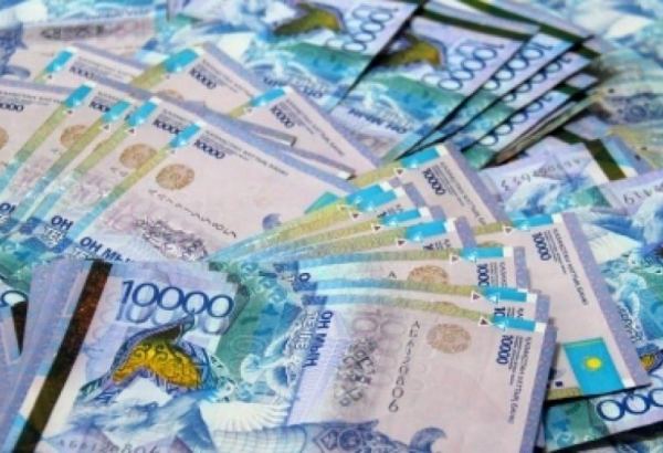 Kazakhstan talks volume of savings deposits in national currency