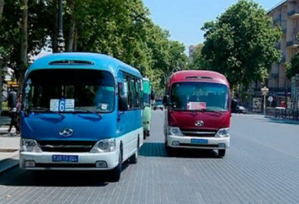 В ряде городов и районов Азербайджана в выходные не будет работать общественный транспорт