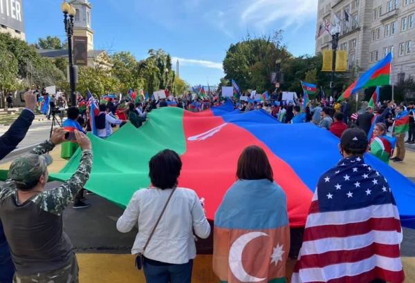 Диаспорские организации Азербайджана в США провели акцию протеста против армянской агрессии (ФОТО)