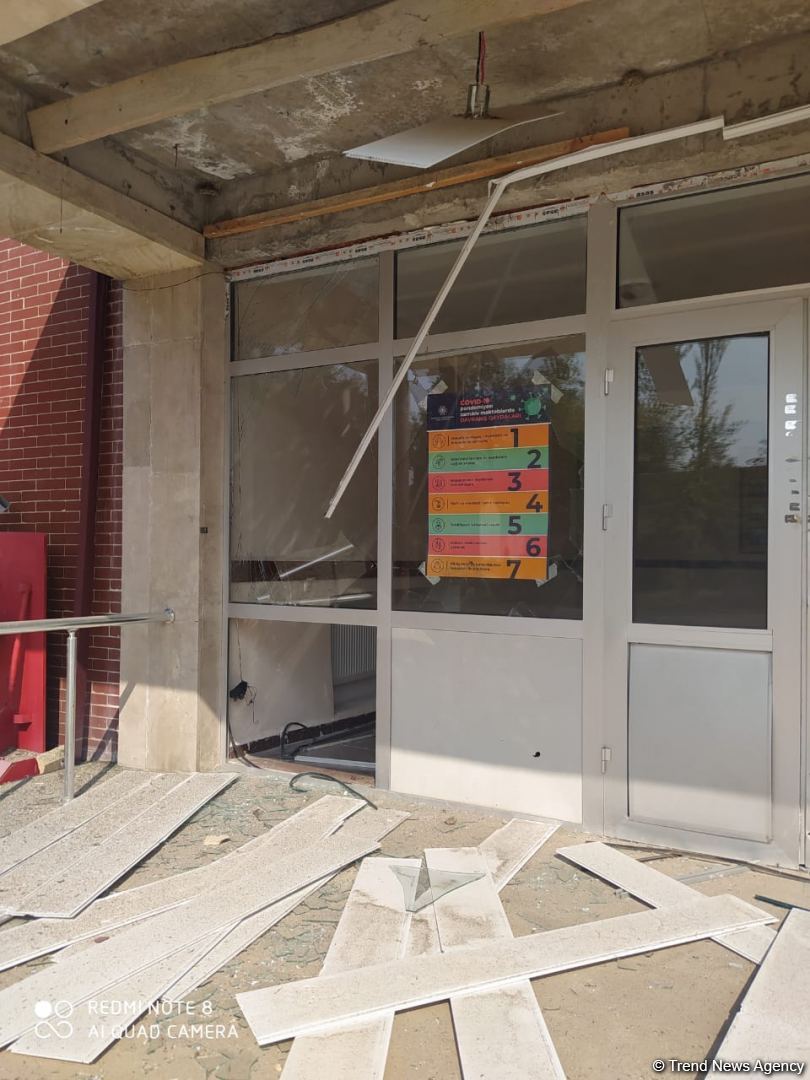 ВС Армении выпустили два снаряда по школе в Тертере (ФОТО)