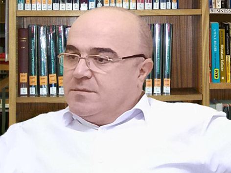 После карабахской войны в Армении начнется затяжной кризис - эксперт